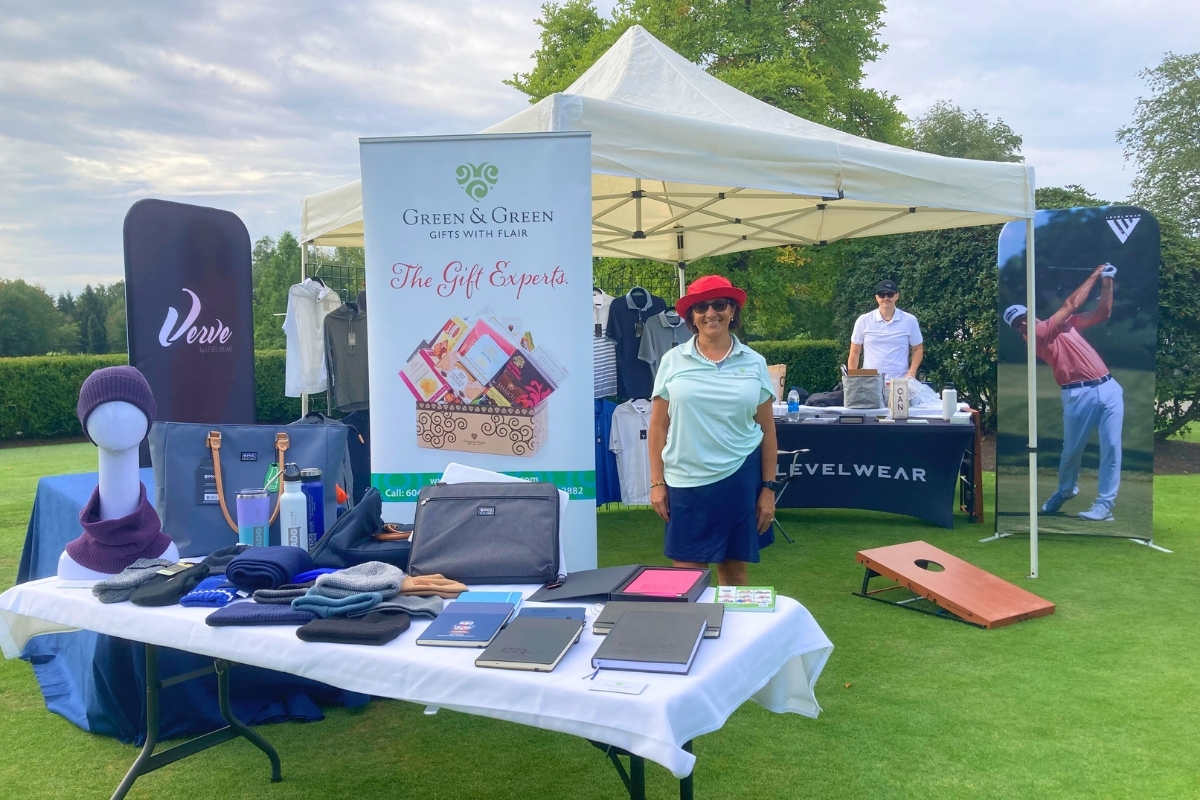 greenngreen-booth-at-a-golf-tournament.jpg